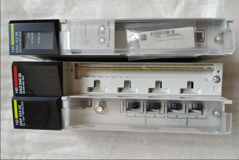 140AC103000  SCHNEIDER 模块卡件控制器PLC系统备件